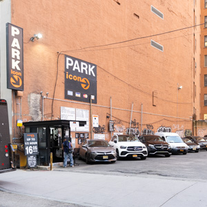 299 Pearl St. Parking