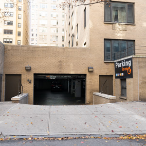 1056 5TH AVENUE PARKING LLC