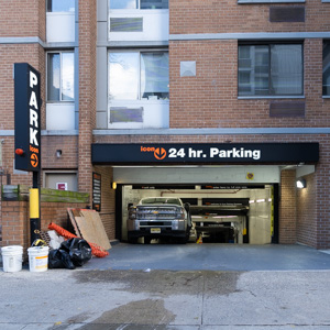 Nyc Parking Near Columbus 95 Iconparkingsystems Com [ 300 x 300 Pixel ]