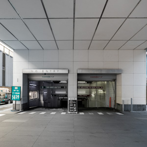 zQUIK PARK WEST 42ND ST LLC